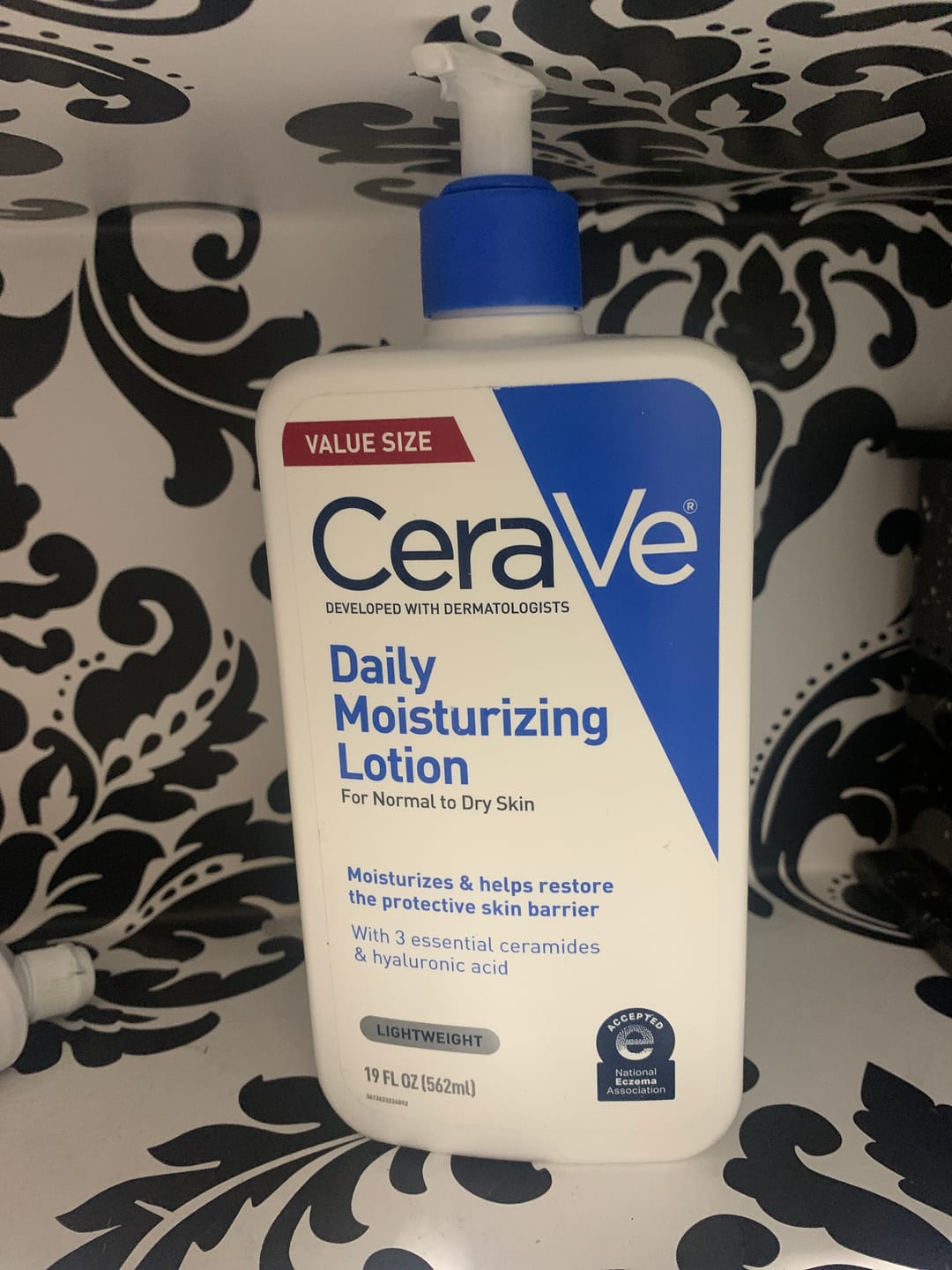 Customer photo review of Daily Moisturizing Lotion