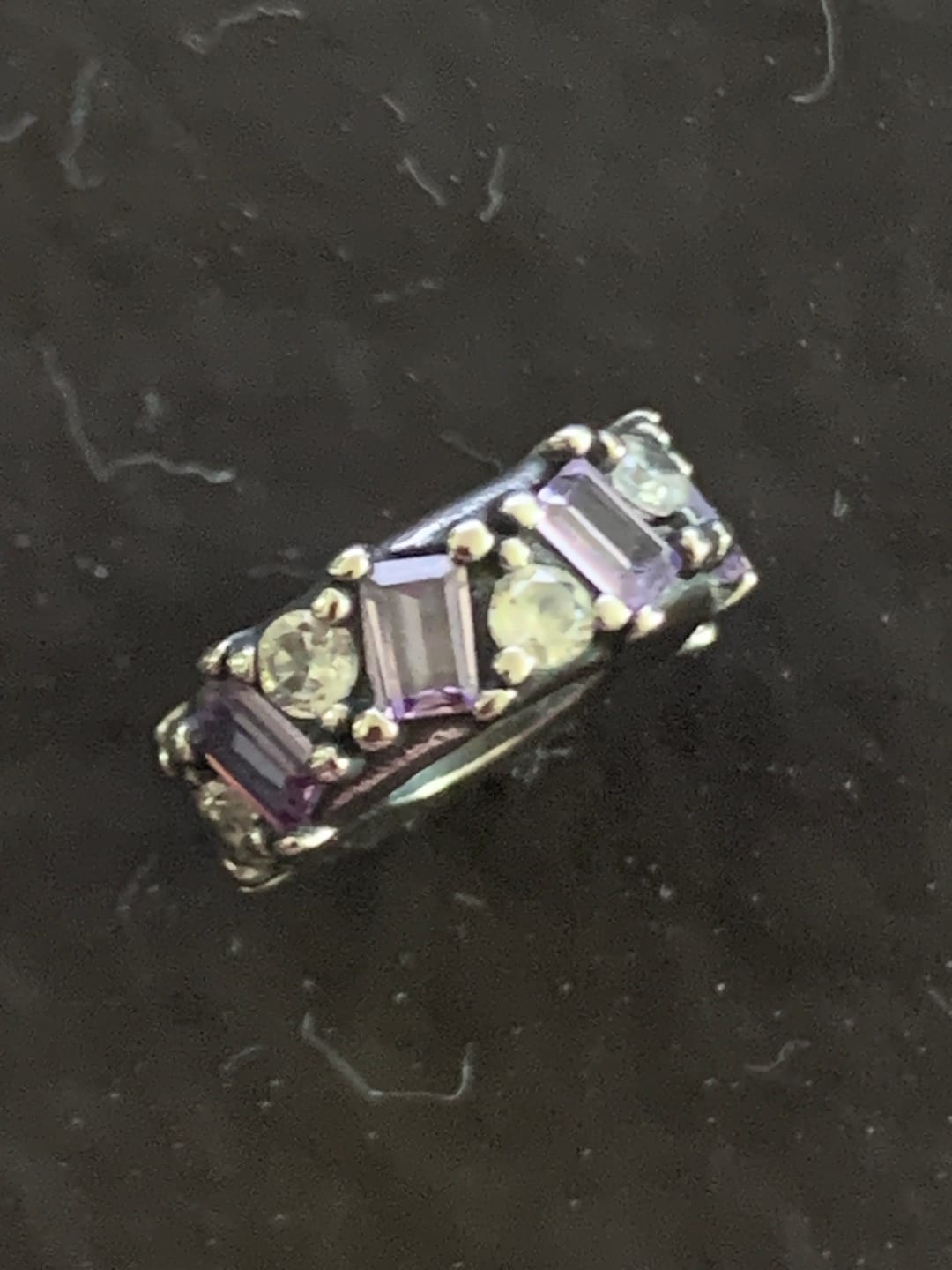 Customer photo review of Charm Abalorio de Amatista