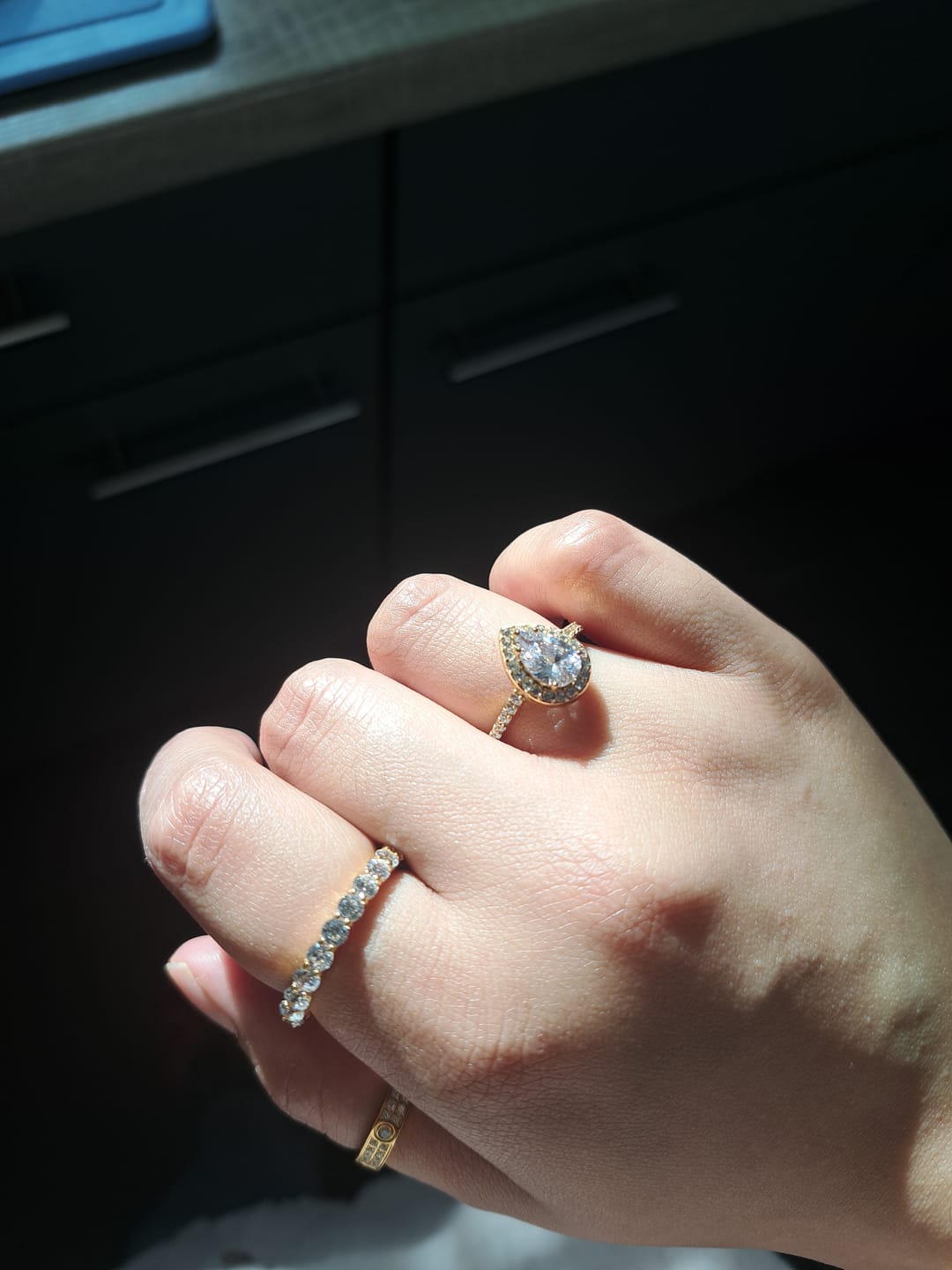 Customer photo review of Drop Ring | 18K vergoldet