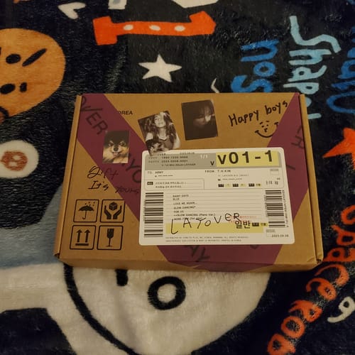 Customer photo review of BTS V 1ST SOLO ALBUM  - LAYOVER