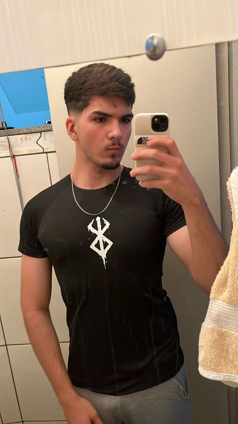 Customer photo review of Berserk Compression T-Shirts