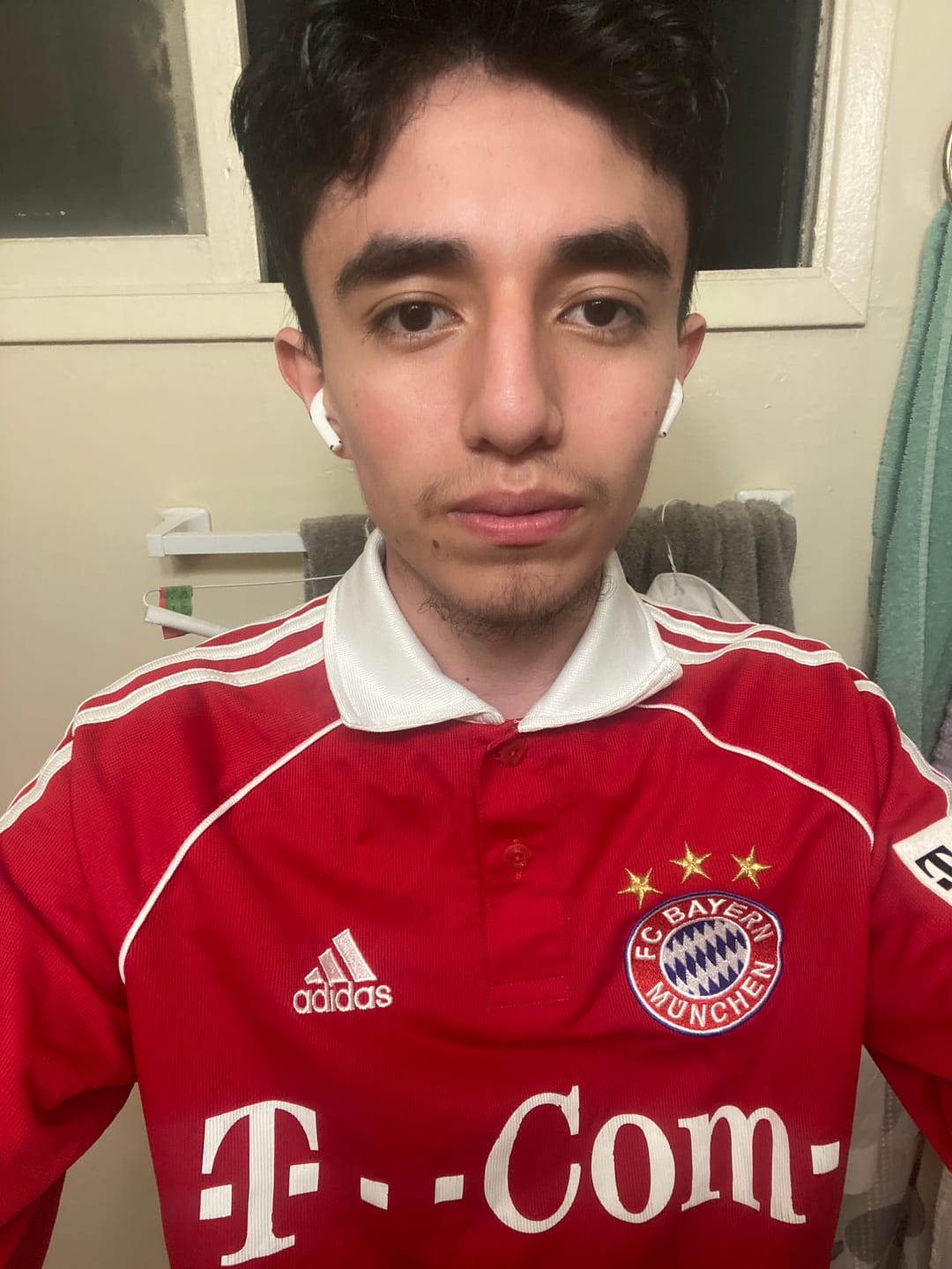Customer photo review of RETRO Mystery Shirt
