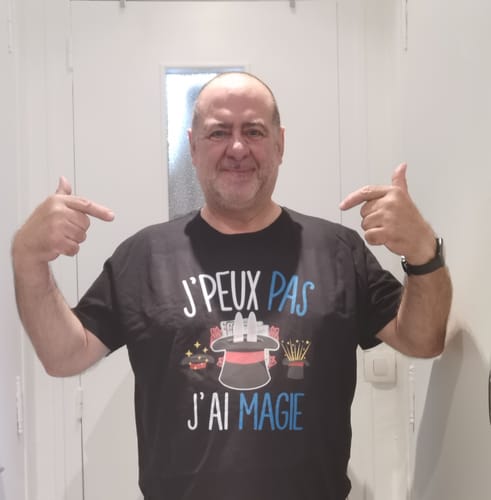 Customer photo review of T-shirt homme J'peux pas j'ai Magie