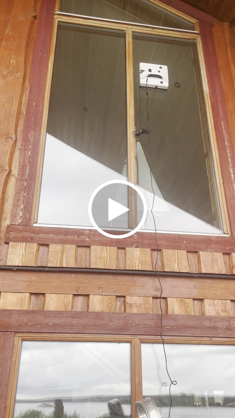 Customer video review of Fönsterputsrobot DiteWinba PRF25 med sprayfunktion