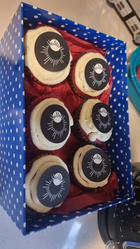 Customer photo review of 15 x 5 cm Pre-cut Standard Cupcake Custom Edible Icing Images