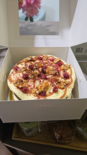 Customer photo review of Carrot Cake & Spiced Caramel Sauce Cake