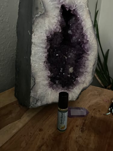 Customer photo review of Earth Aromatherapy Roll-On