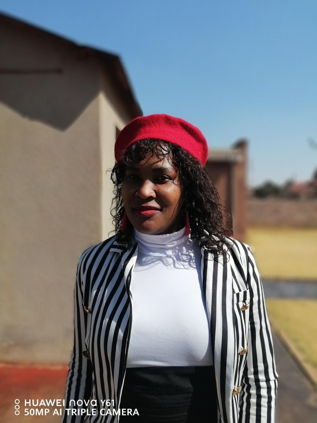 Customer photo review of Brandy Water Wave Fringe 10"
