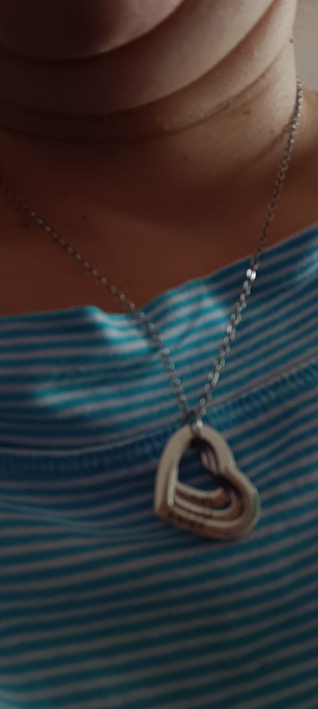 Customer photo review of LOANYA Kette mit personalisierten Herzen