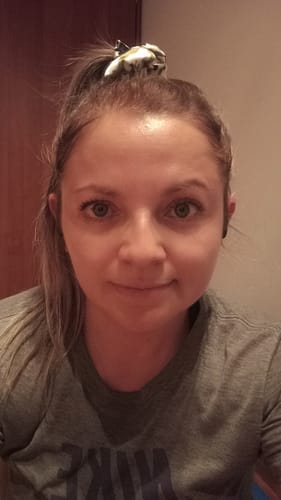 Customer photo review of SERUM FACIAL DÍA CON CÉLULAS MADRE DE ALGODÓN + ÁCIDO HIALURÓNICO