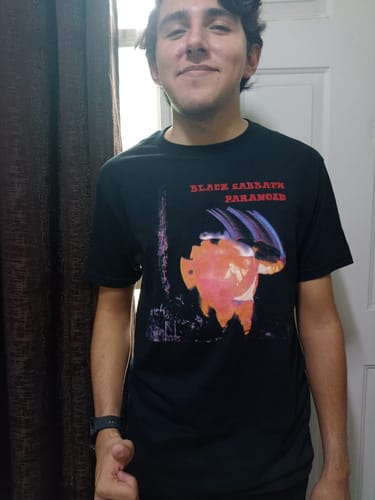 Customer photo review of Playera Black Sabbath