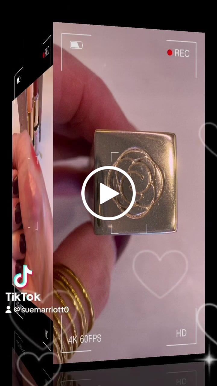 Customer video review of CATKIN Hydrating Lip Balm Color Changing Lip Moistrurizer