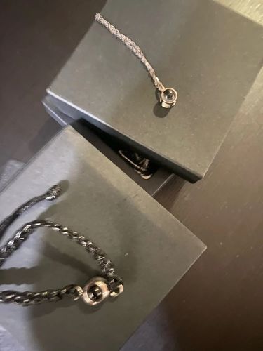 Customer photo review of Zikrayati Gems Circle Photo Necklace