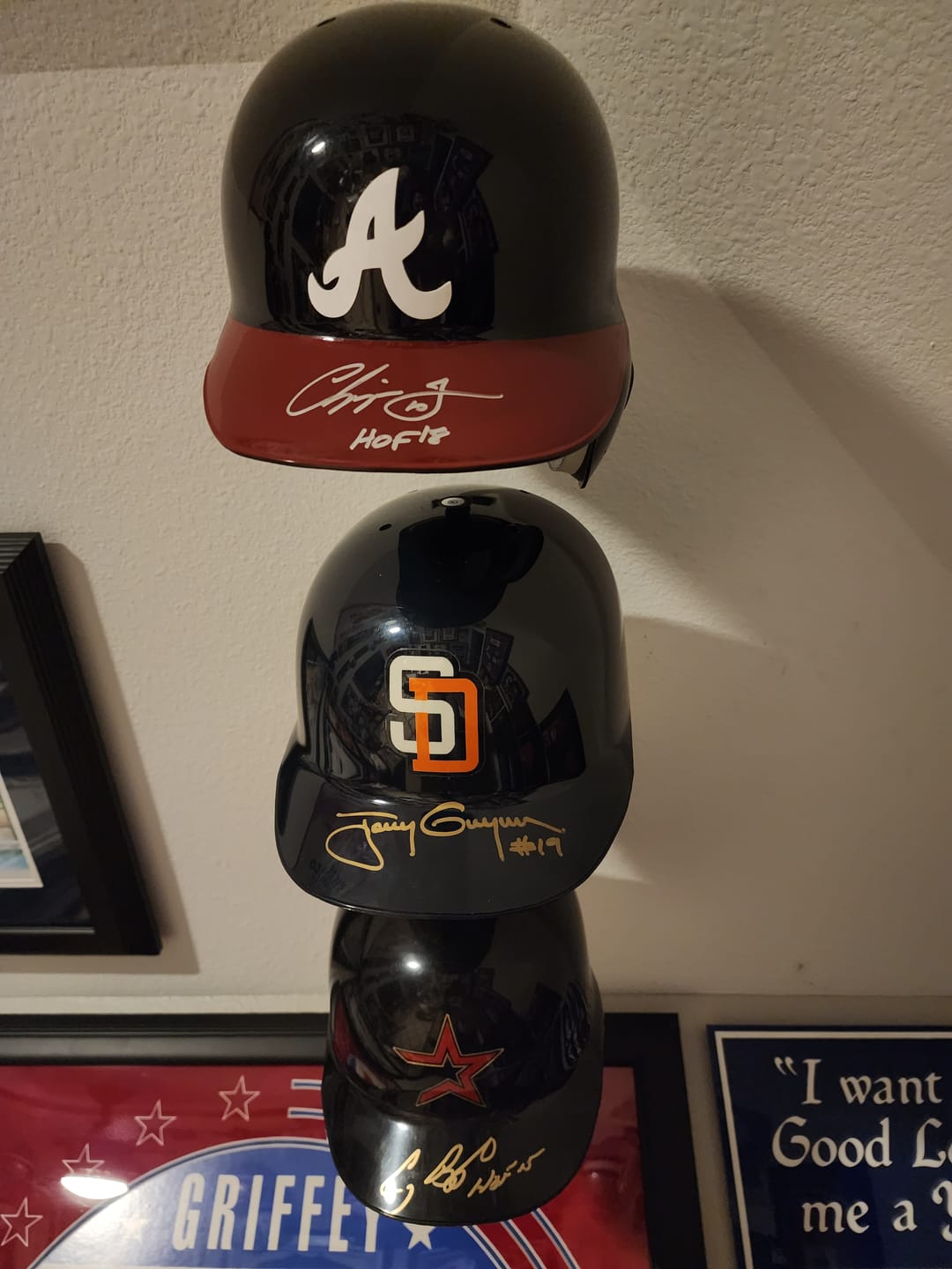 Customer photo review of Chipper Jones Autograph Signing