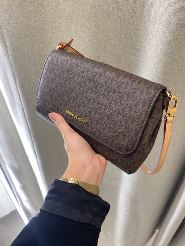 Customer photo review of Medium Logo Convertible Crossbody Bag (BROWN)