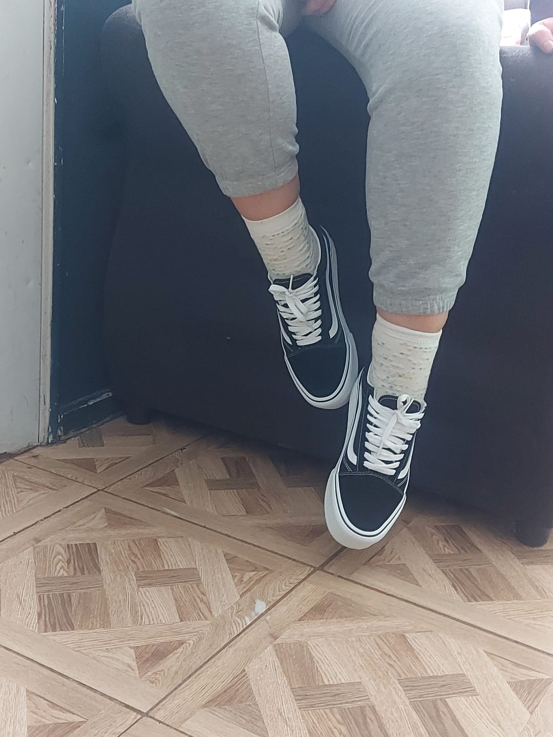 Customer photo review of Zapatilla Vans Old Skool Stackform Mujer Negro