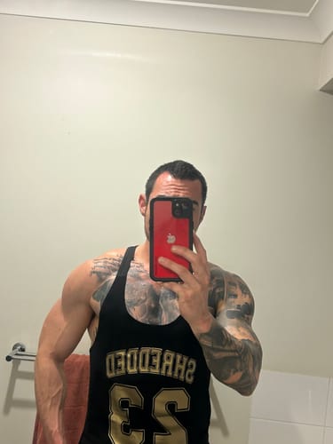 Customer photo review of Baller - Hybrid T-Back gym Singlet - Black / Gold