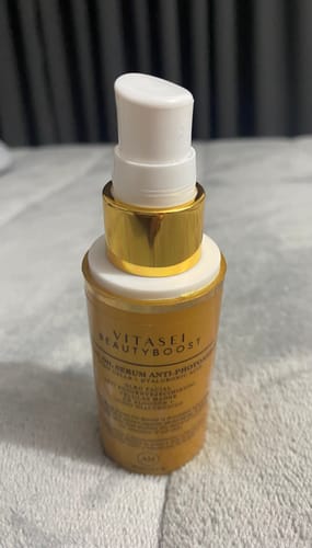 Customer photo review of SERUM FACIAL DÍA CON CÉLULAS MADRE DE ALGODÓN + ÁCIDO HIALURÓNICO