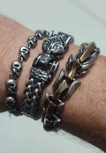 Customer photo review of Fenrir - The Great Wolf