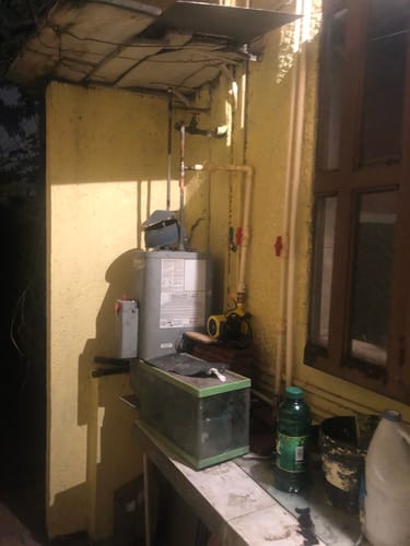 Customer photo review of Bomba Presurizadora Agua 1/3 Hp Automatica 260 W 2 Servicios