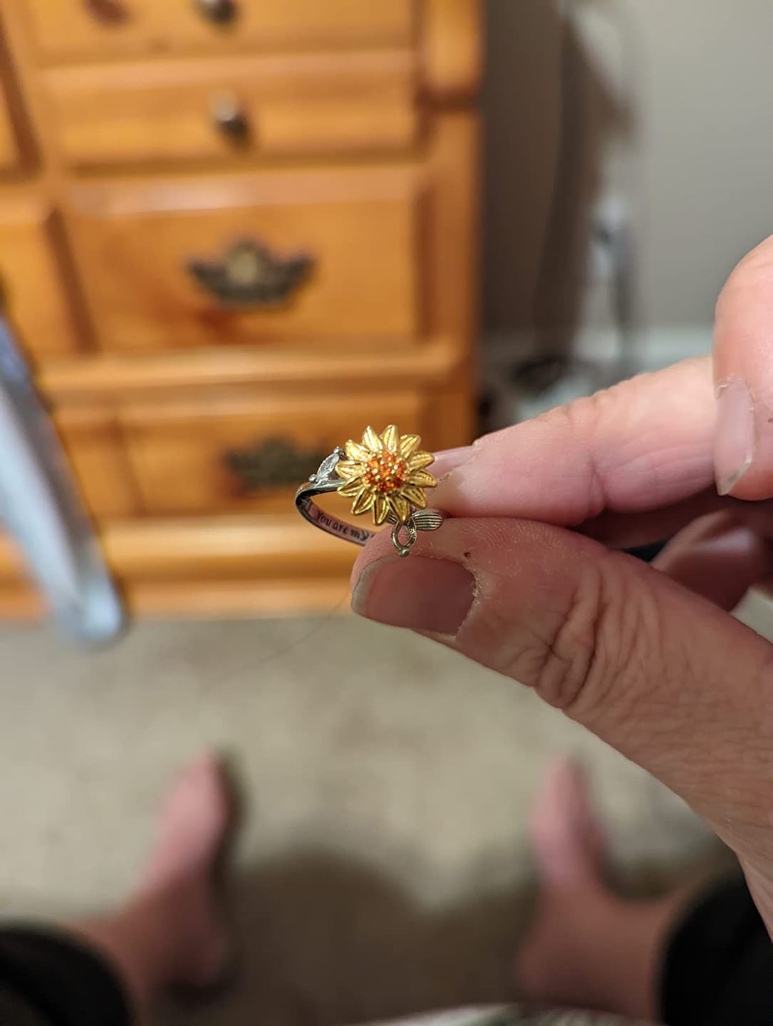 Customer photo review of Spinning Sunflower & Bee Ring