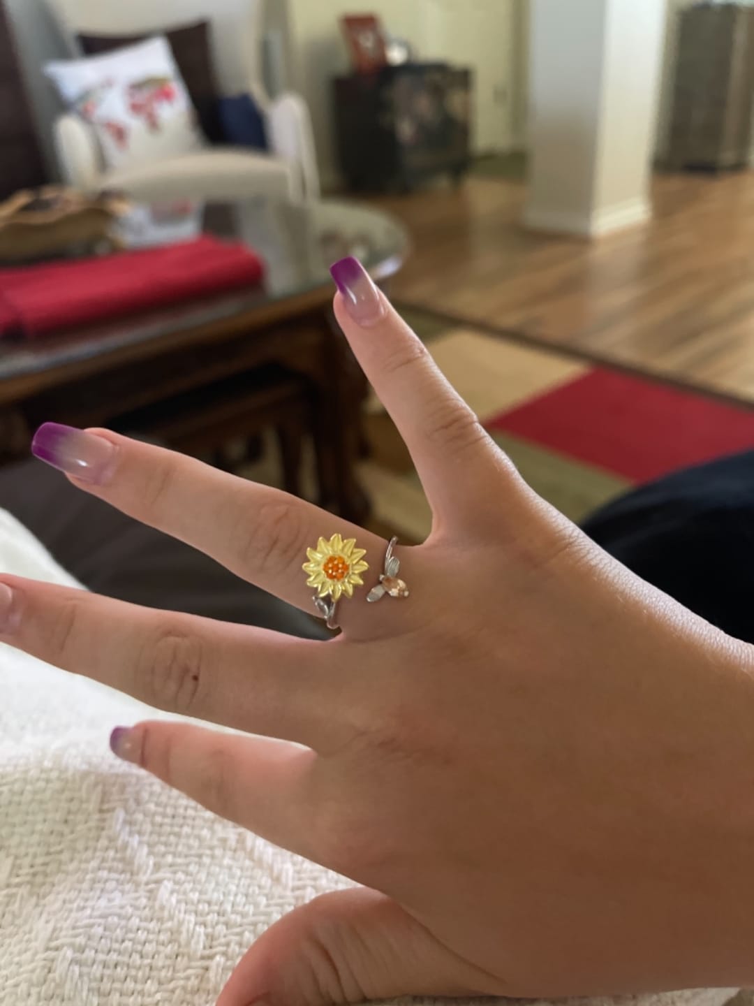 Customer photo review of Spinning Sunflower & Bee Ring