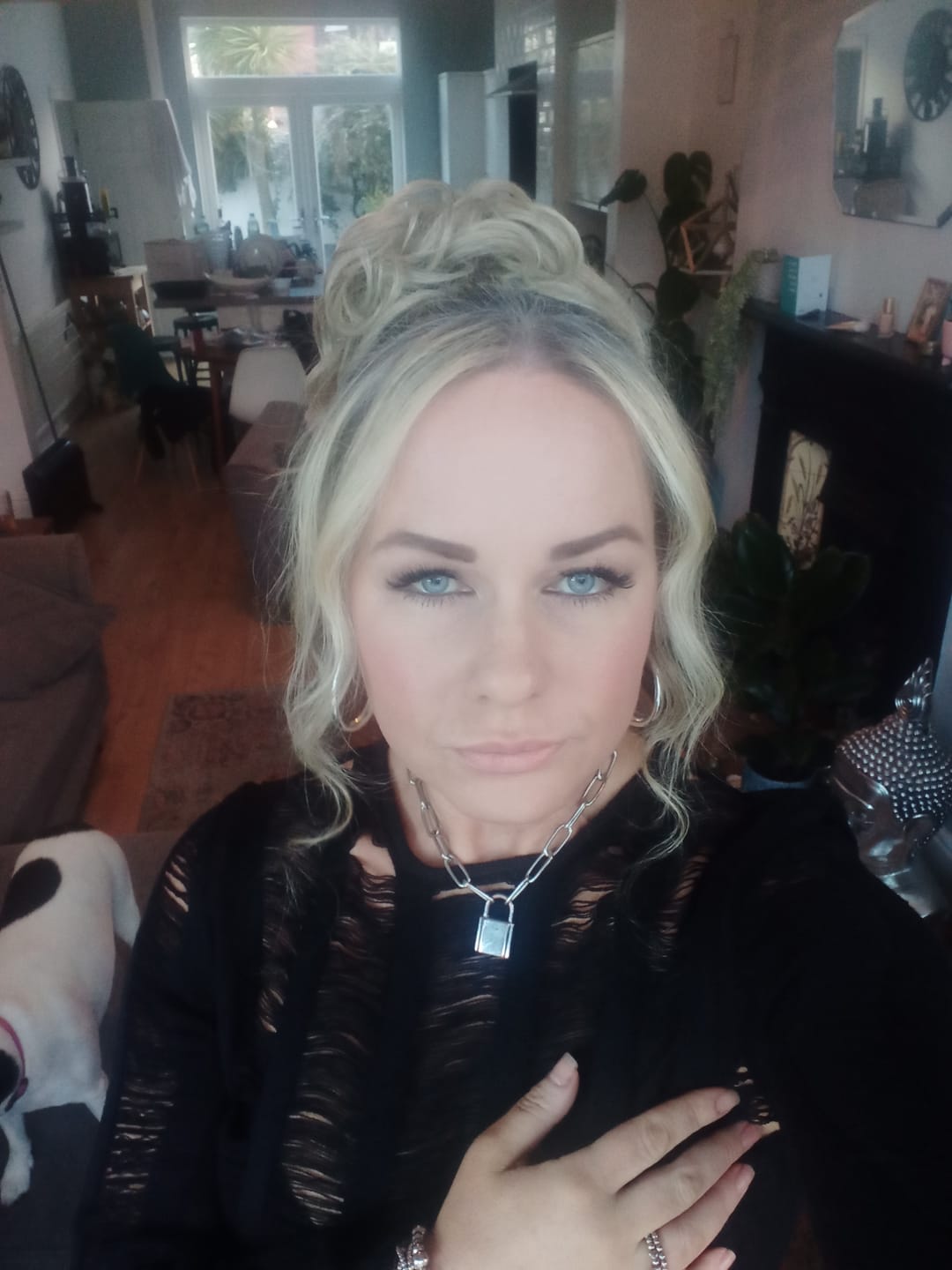 Customer photo review of Messy Scrunchie Bun - Duo Pack - Curly & Flicky Styles