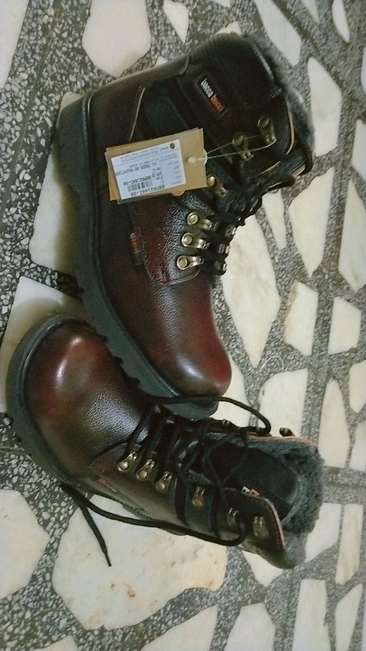 Customer photo review of Bacca Bucci Genuine Grain Leather Boots | Snow Boots with 6 Inches Steel Toe Cap