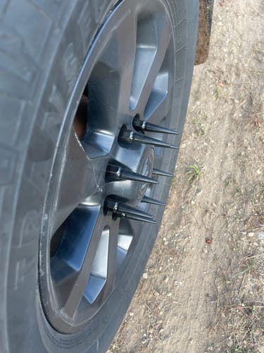 Customer photo review of KSP Spike Lug Nuts 9/16-18 32pcs+ 1 key Chrome Cone Seat