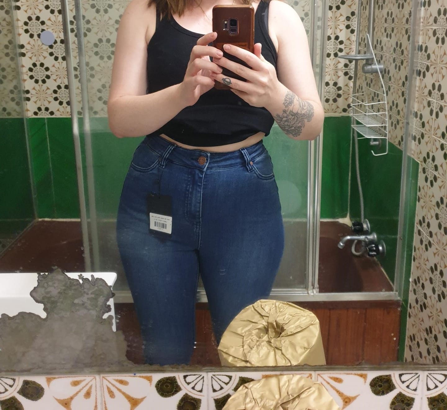 Customer photo review of Impact High Waisted Skinny Jeans - Indigo