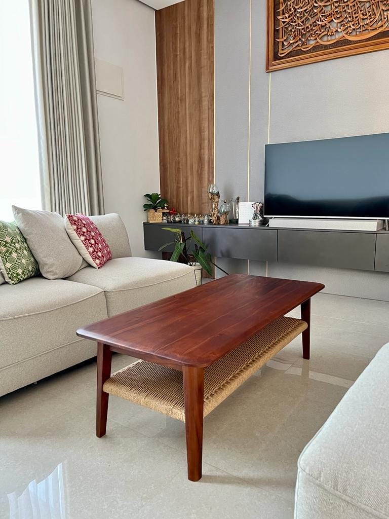 Customer photo review of Exclusive Teak & Loom Coffee Table