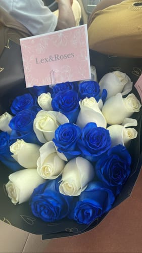 Customer photo review of Blue & White Rose Bouquet
