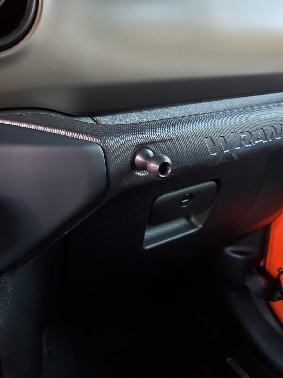 Customer photo review of JL/JLU Grab Bar Ball Mount