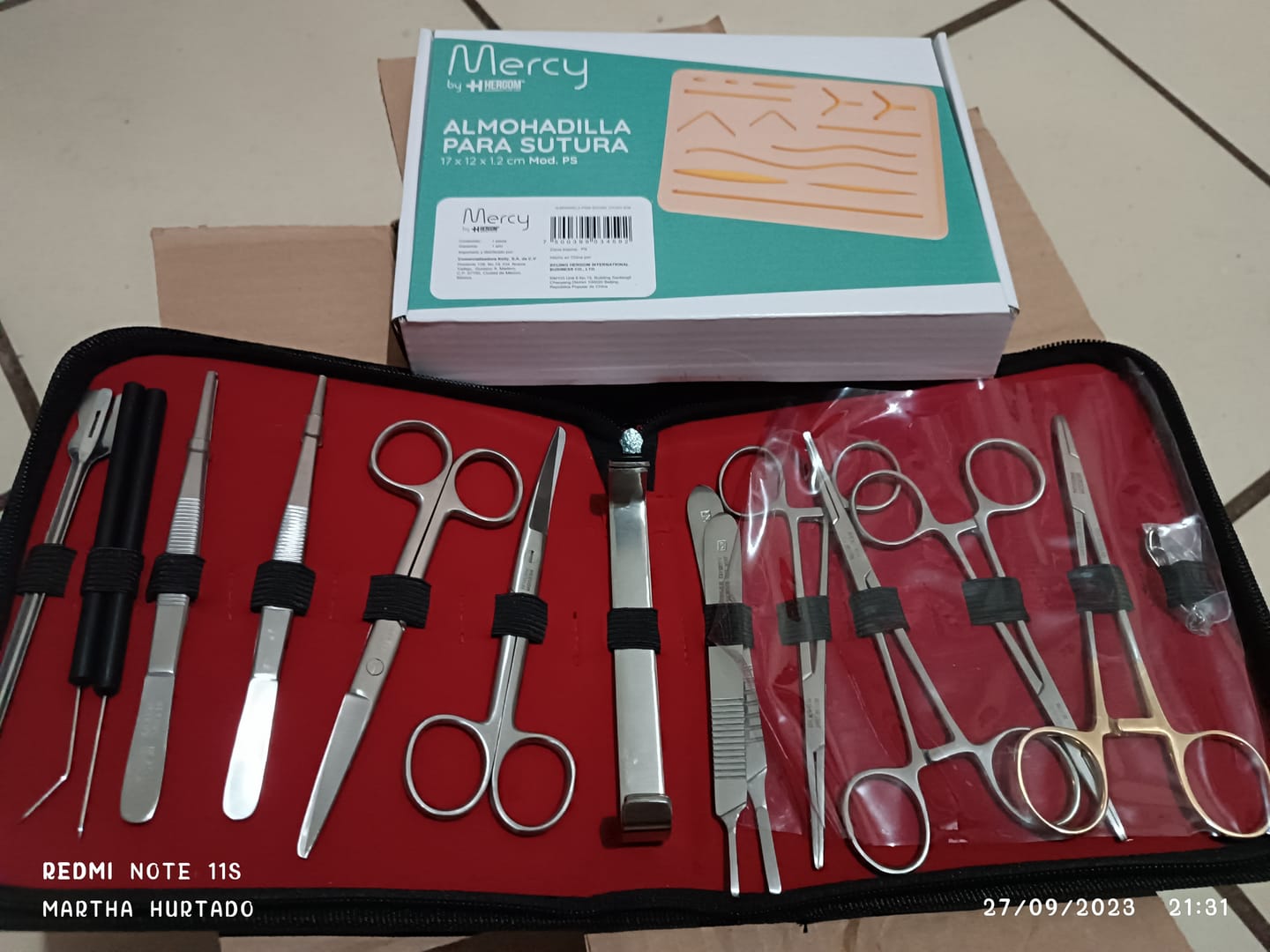 Customer photo review of Kit estuche de disección + Pad de Sutura - Marca Hergom Premium