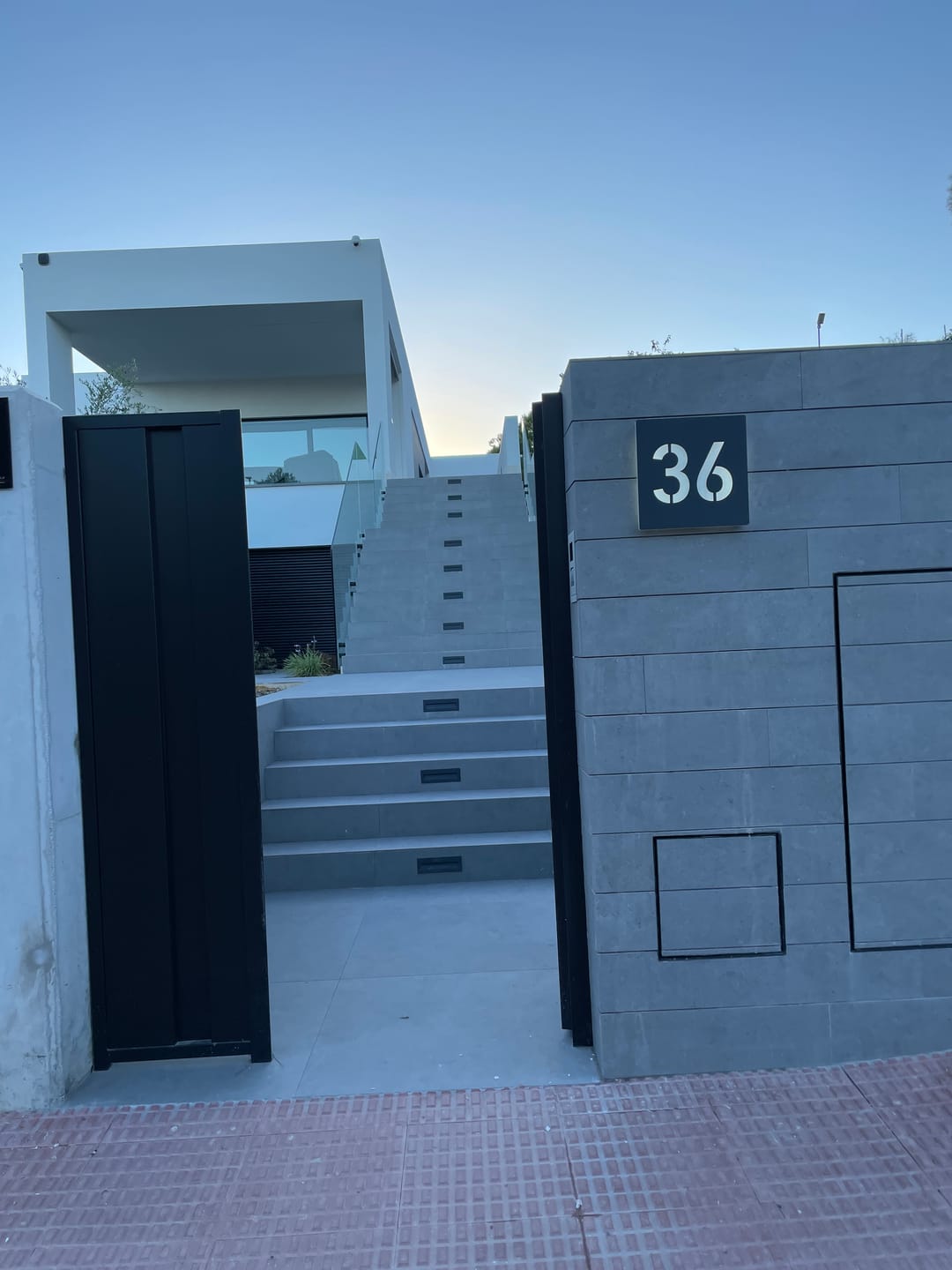 Customer photo review of Numero civico luminoso modello Lux Square