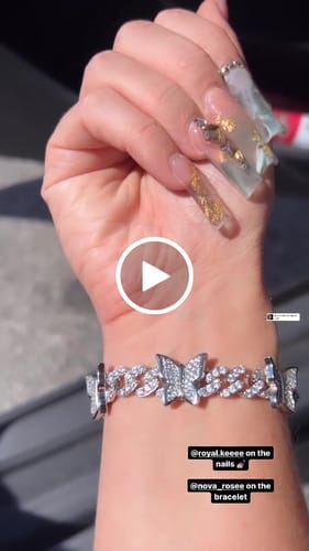 Customer video review of “That girl” Bracelet