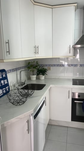 Customer photo review of Tirador tubular de Acero Inoxidable para muebles y armarios de 96mm entre ejes