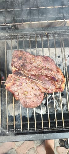 Customer photo review of Porterhouse Steak Corte Grueso