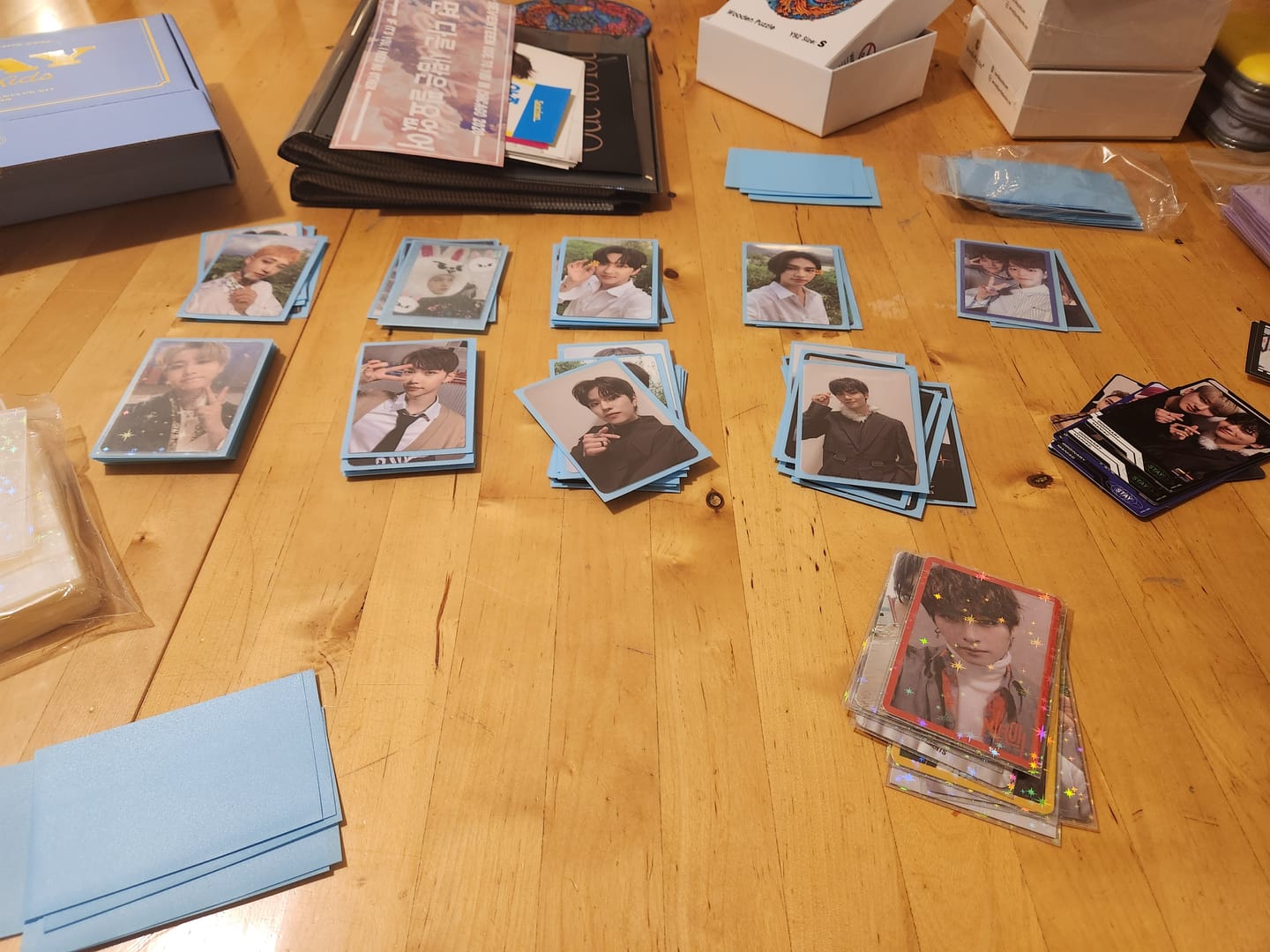 Customer photo review of PREMIUM HOLOGRAPHIC PHOTOCARD SLEEVES - STAR VERSION