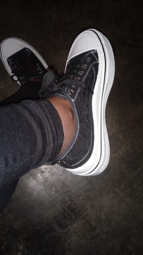 Customer photo review of Butterfly Feet Wave 3 - Black