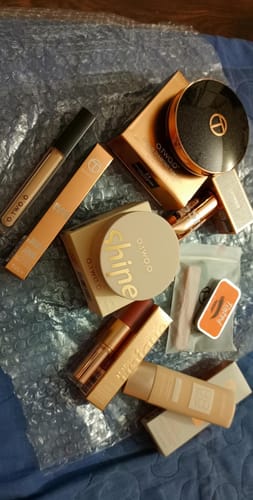 Customer photo review of O.TWO.O GLOW COLOR BOUNCE MOUSSE BLUSH