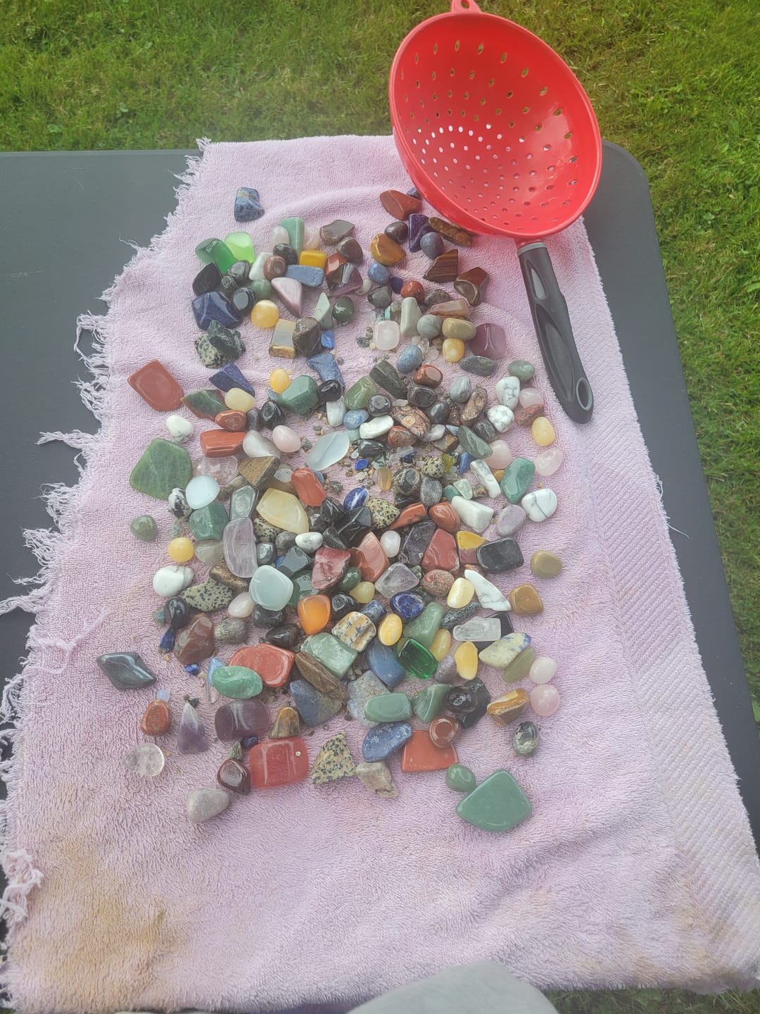 Customer photo review of Gallon Tumbled Stone Bucket