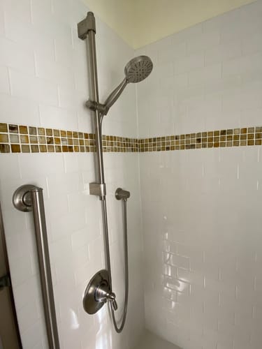 Customer photo review of 3-Spray Handheld Shower Head Set