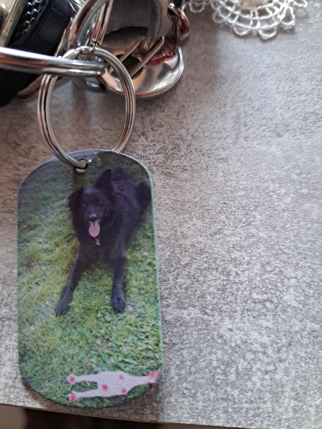 Customer photo review of Mein Zuhause - Individueller Dog Tag Schlüsselanhänger