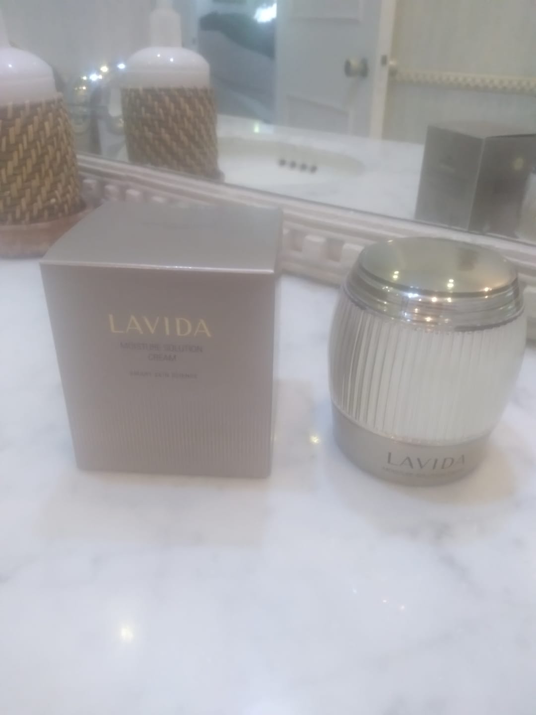Customer photo review of Crema Hidratante Antiedad LAVIDA Powercell 50ml