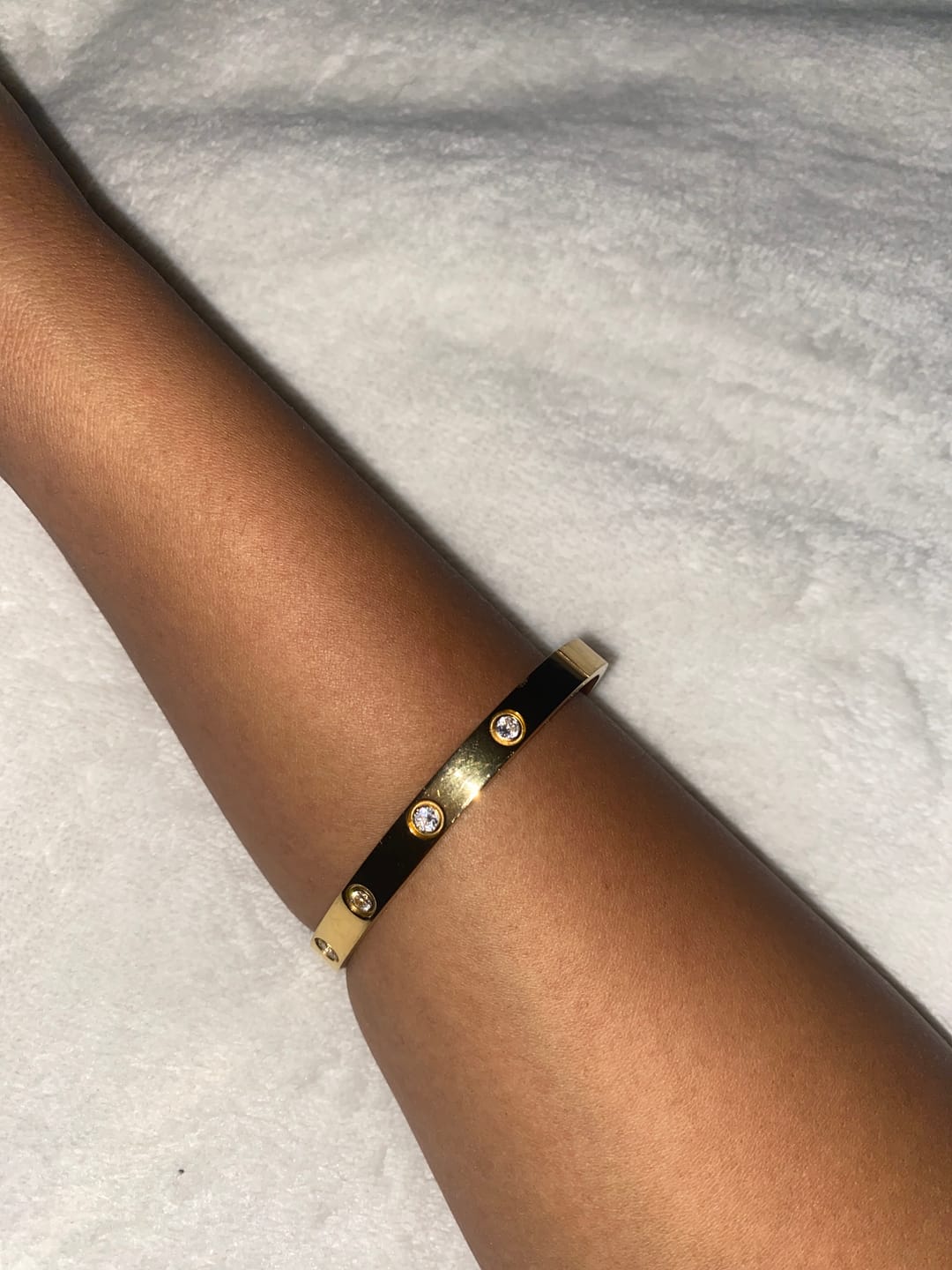 Customer photo review of Deluxe Timeless Stone Armreif 18K Vergoldet