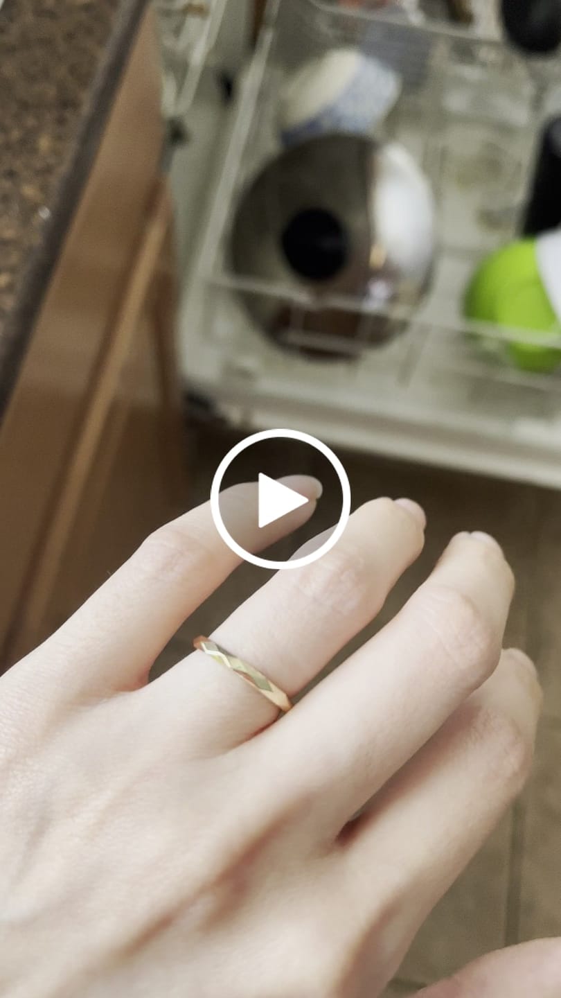 Customer video review of Faceted 14kt Yellow Gold 2mm Band