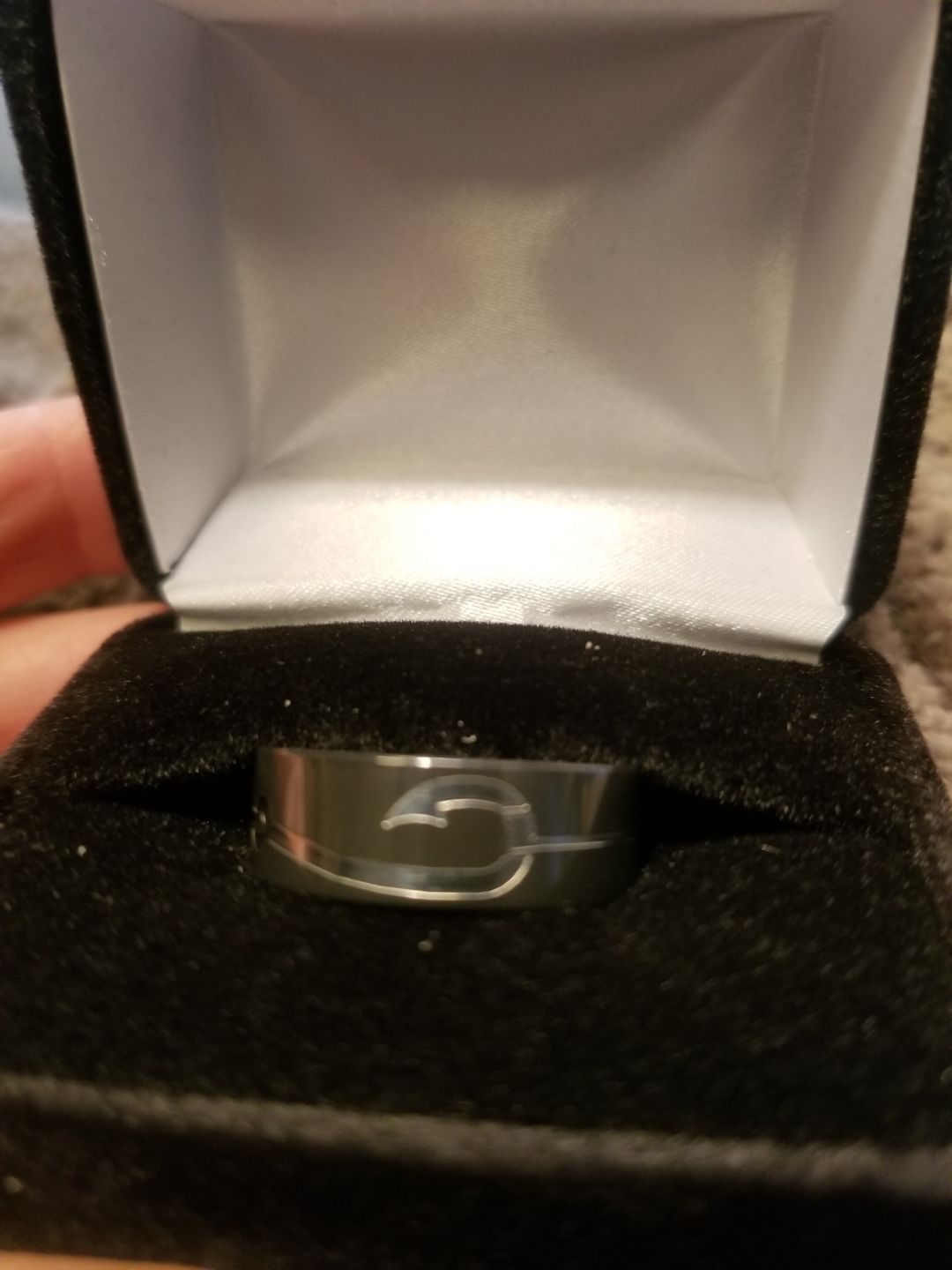 Customer photo review of Ring with Large Fish Hook - Zirconium 8mm