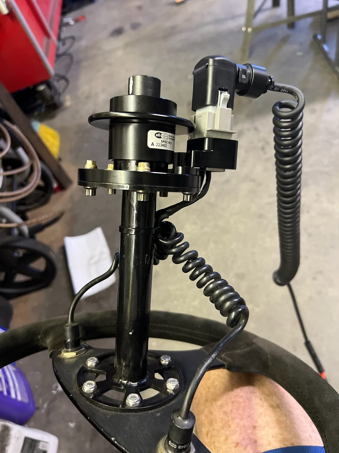 Customer photo review of Motion Raceworks SFI Quick Release Steering Hub 5/6 Bolt Pattern 15-240