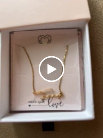 Customer video review of Collar My Name